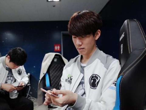 LokeN官宣退役：生涯巅峰都在LPL，与Lvmao搭档多年