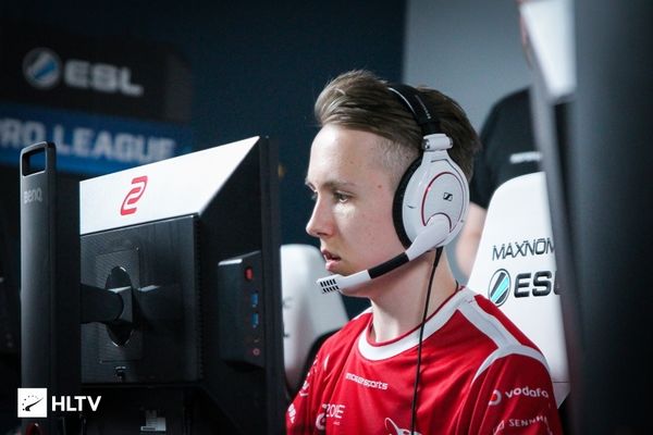 3DMAX 和 Legacy 震惊地晋级 CS 亚洲锦标赛 2025 决赛